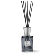 Load image into Gallery viewer, luxury home fragrance diffuser 500ml black cubic design minimalist style floral tuberose musky scent high quality home fragrance to match your interior