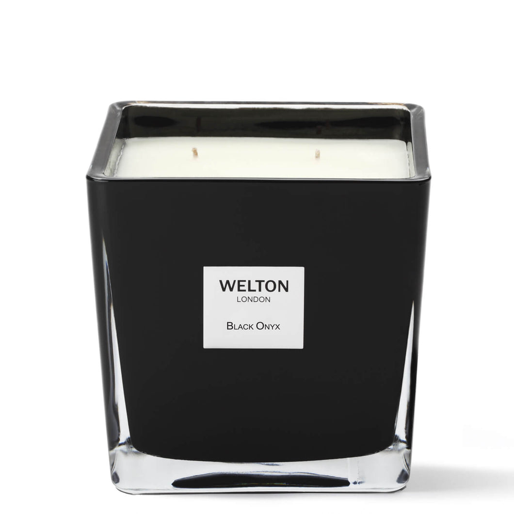 large luxury scented candle black cubic design minimalist style citrus woody spicy scent high quality home fragrance to match your interior