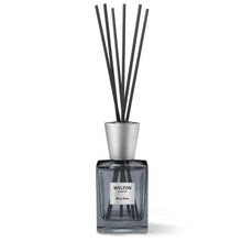 Load image into Gallery viewer, luxury home fragrance diffuser 500ml black cubic design minimalist style floral tuberose musky scent high quality home fragrance to match your interior

