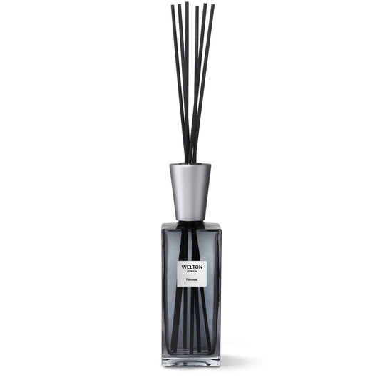luxury home fragrance diffuser size XL large black cubic design minimalist style fruity floral musky scent high quality home fragrance to match your interior